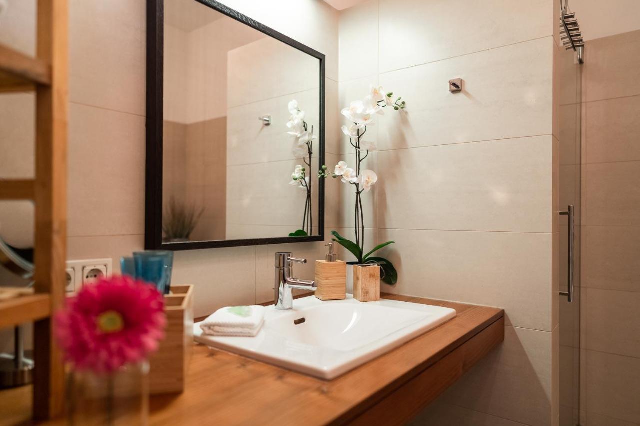 Luxury Downtown Appartement Mit Garage Graz Zewnętrze zdjęcie