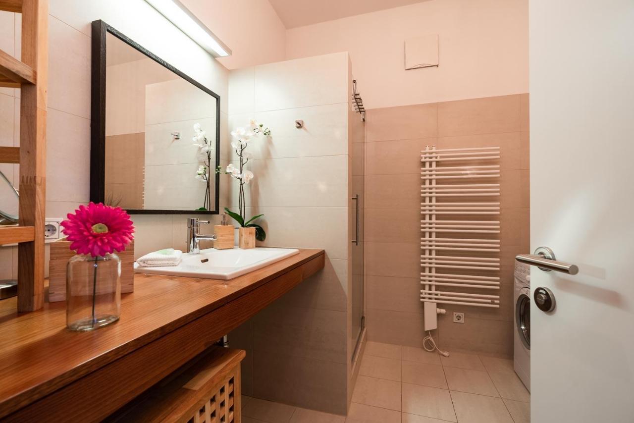 Luxury Downtown Appartement Mit Garage Graz Zewnętrze zdjęcie